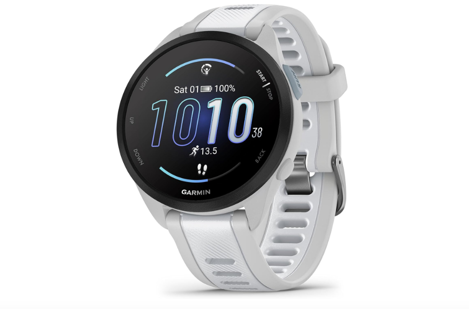 Cover Image for El reloj GPS de Garmin que más nos gusta tiene un descuento de $60 en este momento.