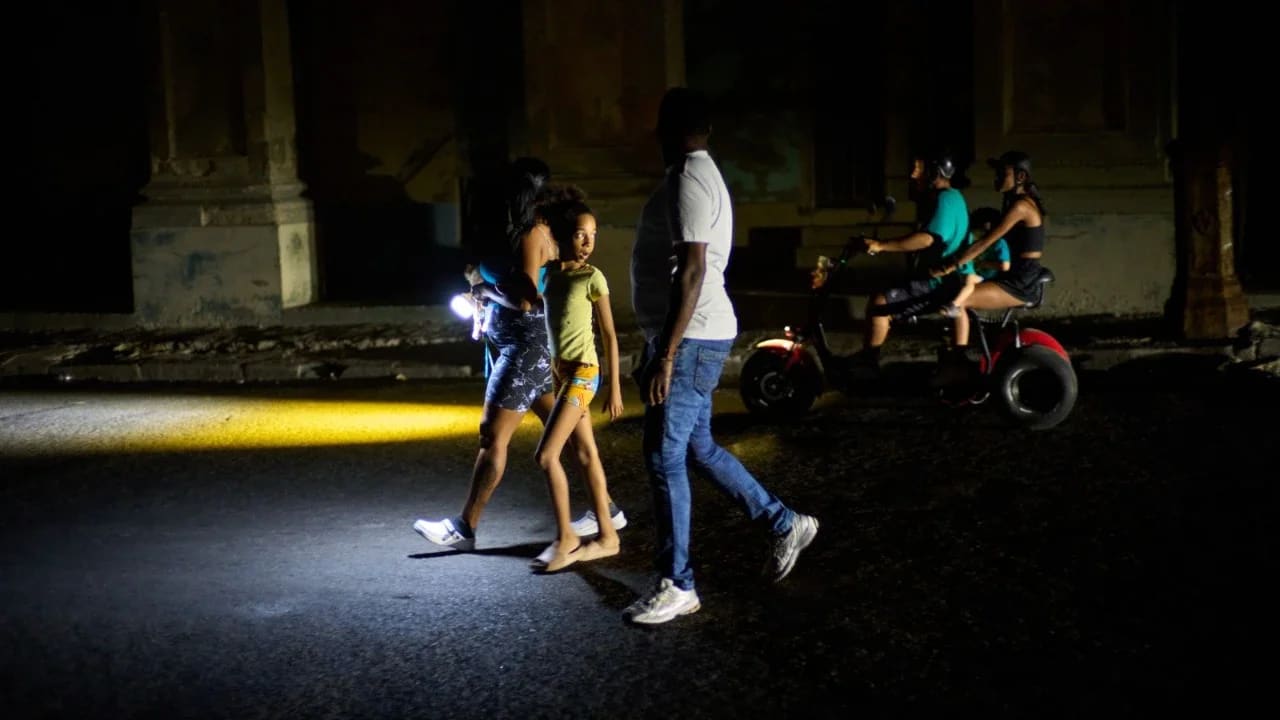 Cuba Battles Nationwide Grid Collapse as Total Blackout Shuts Down Industry and Public Services