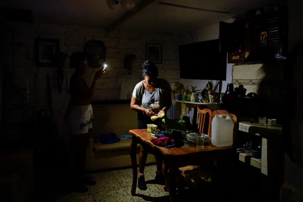 Cuba Electrical Grid Suffers Total Collapse Plunging 10 Million into Darkness as Largest Power Plant Antonio Guiteras Shuts Down