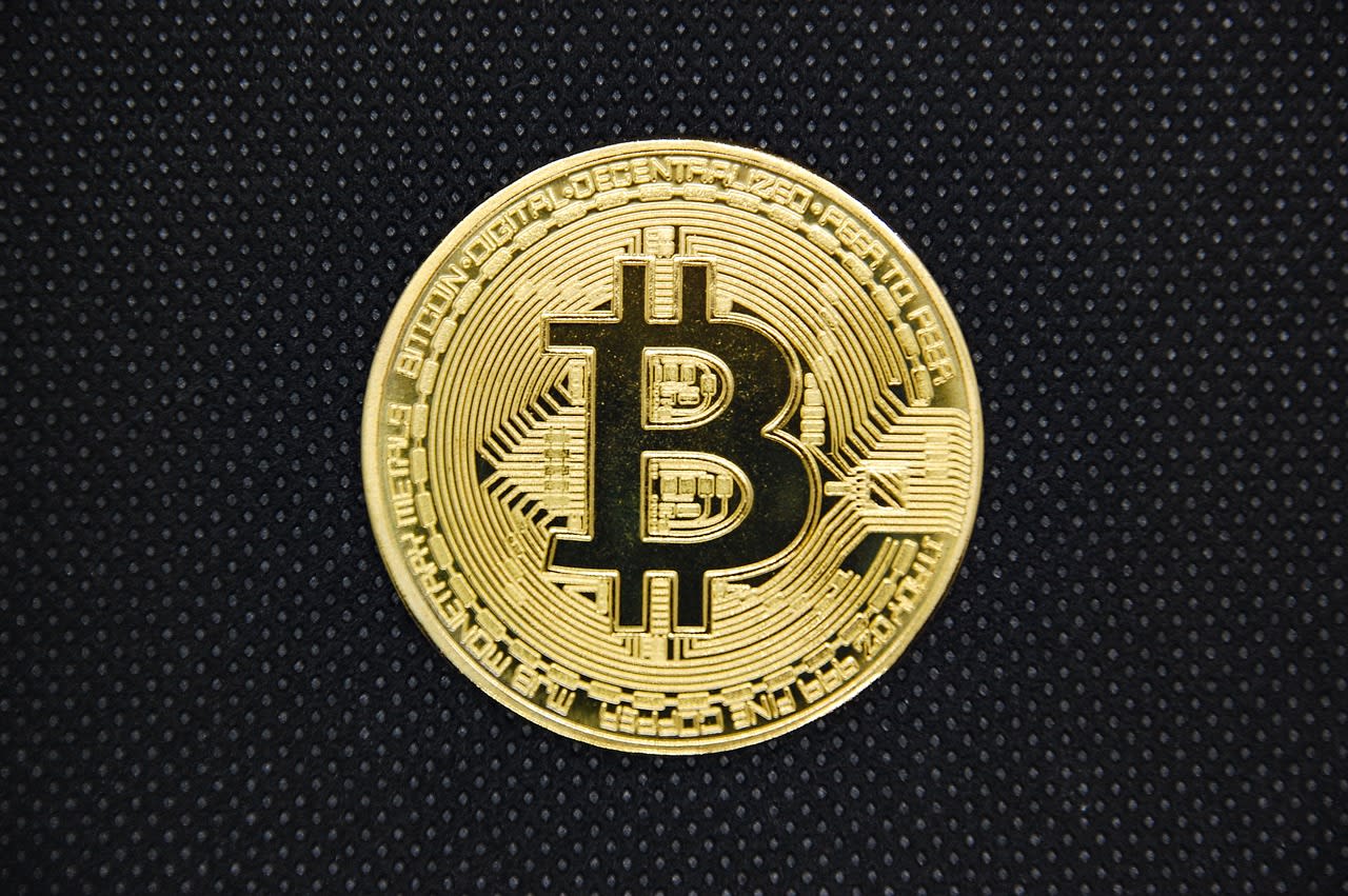 Capital Rotation From Asia to Crypto: Is It Already Happening