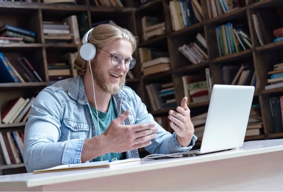 Learn Languages with E-LEARNING Mode