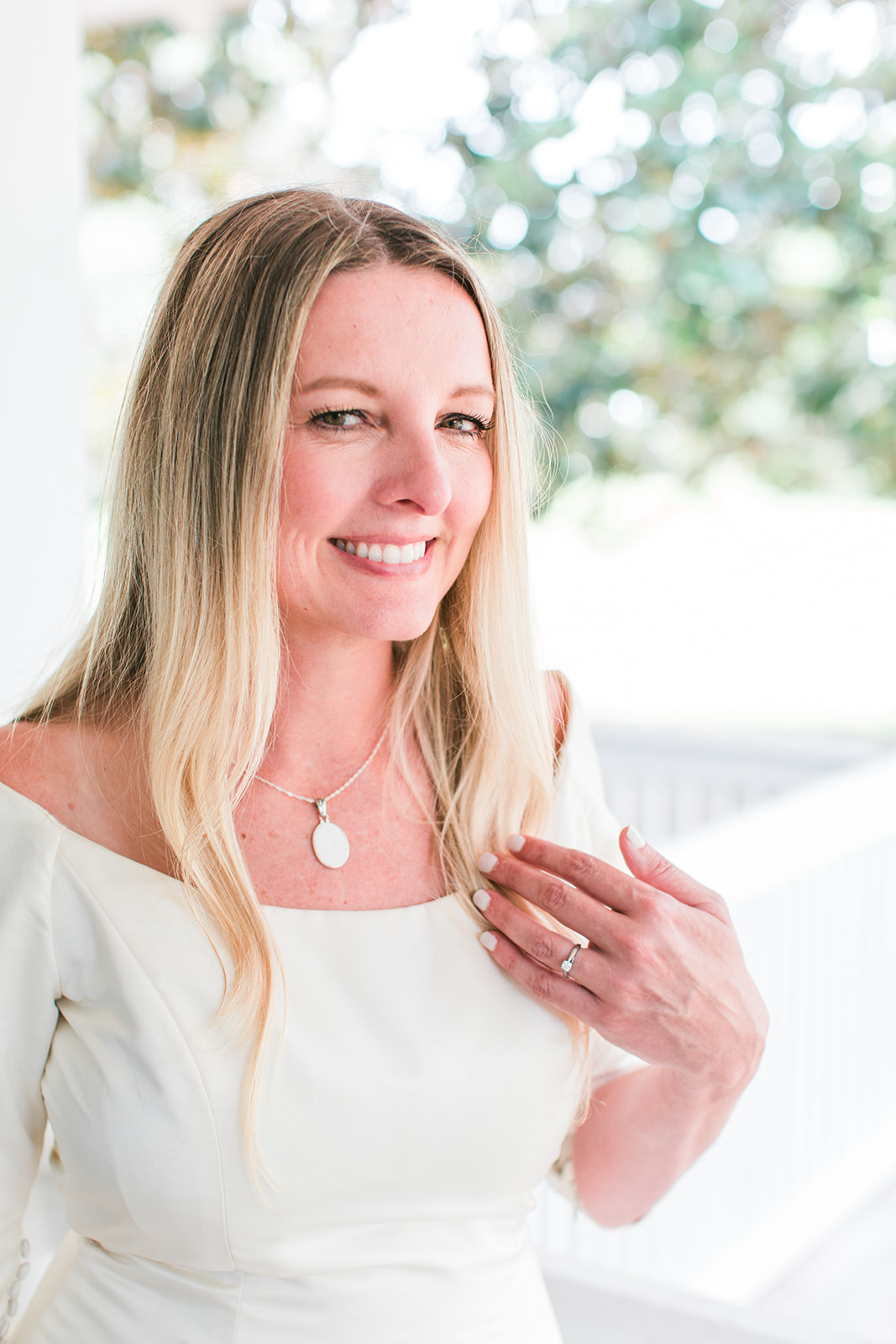 Bride with china pendant