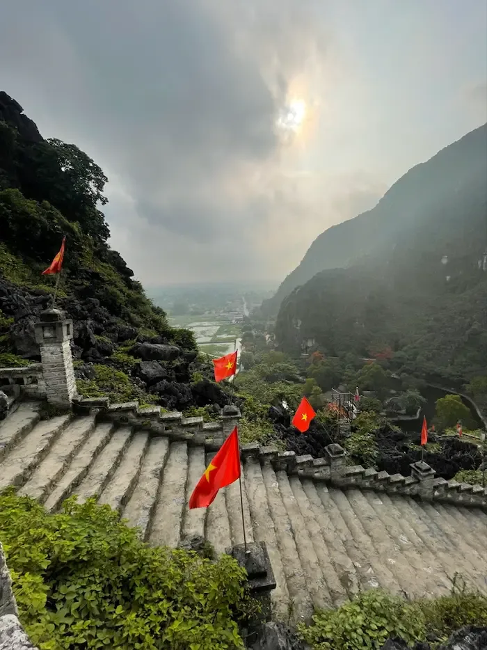 Mua cave trekking in Ninh Binh