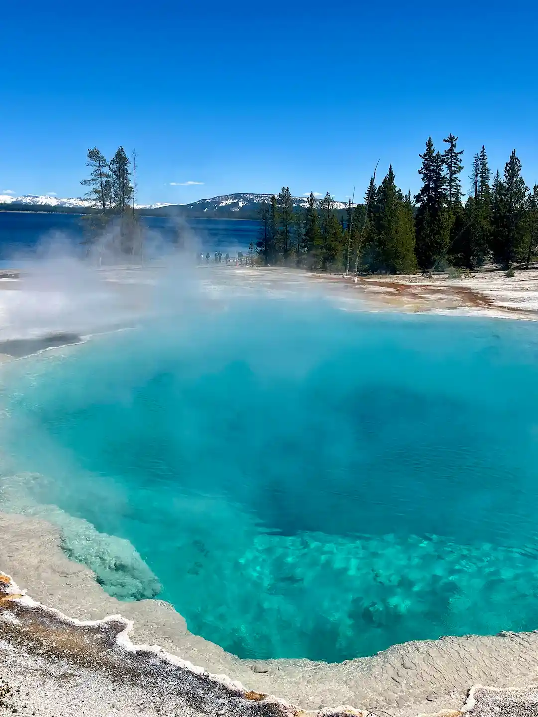 Yellowstone lake