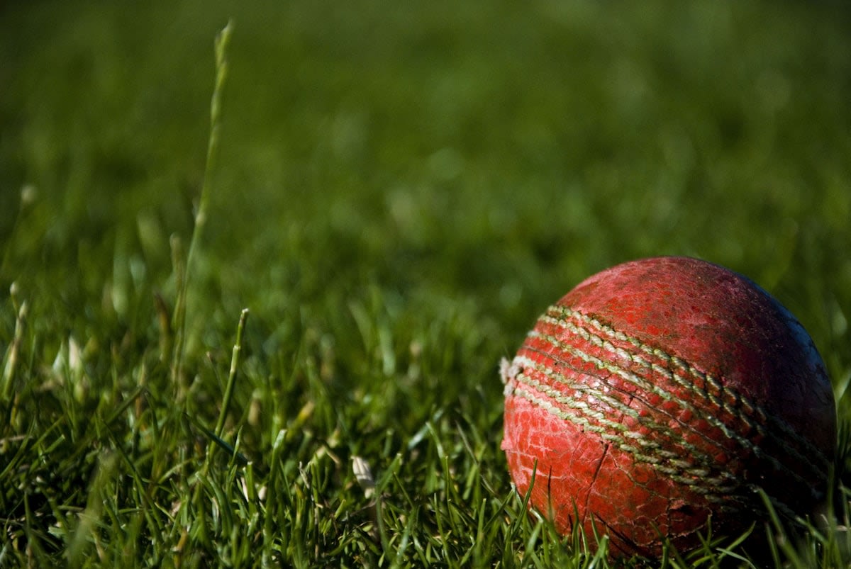 ಐಪಿಎಲ್ 2026: RCB ಯ ಪರಿಪೂರ್ಣ ವಿಜಯ — ಕೊನೆಯ ಎಸೆತದಲ್ಲಿ MI ವಿರುದ್ಧ 2 ವಿಕೆಟ್‌ಗಳ ರೋಚಕ ಗೆಲುವು