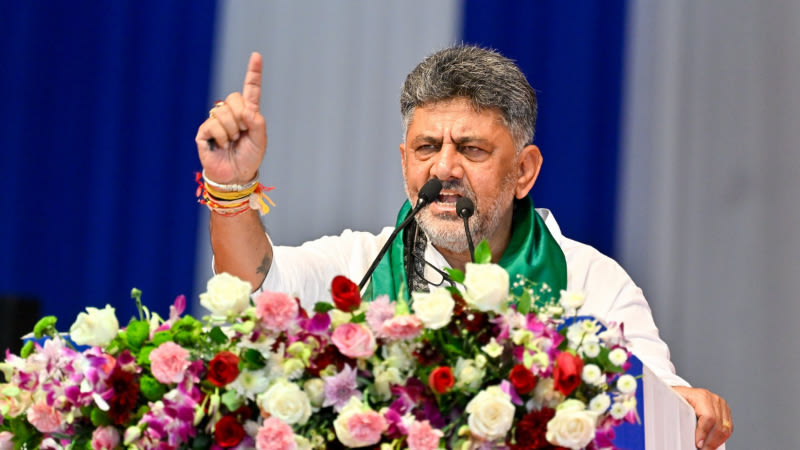 ತುಂಗಭದ್ರಾ ಡ್ಯಾಂಗೆ ಹೊಸ ಕ್ರಸ್ಟ್ ಗೇಟ್: ಮೂರು ರಾಜ್ಯಗಳ ಮುಖ್ಯಮಂತ್ರಿಗಳಿಂದ ಲೋಕಾರ್ಪಣೆ