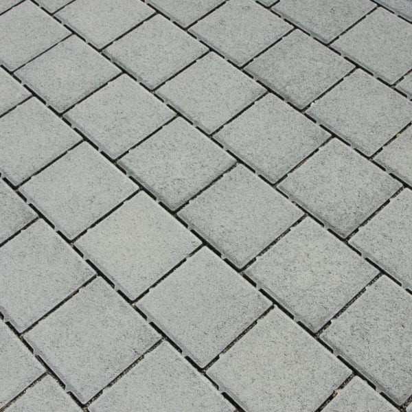 CLASSIC DRAIN Ökostein gefast H 6cm, 20/10/6 cm, anthrazit, Randstein mit Nocken-thumbnail