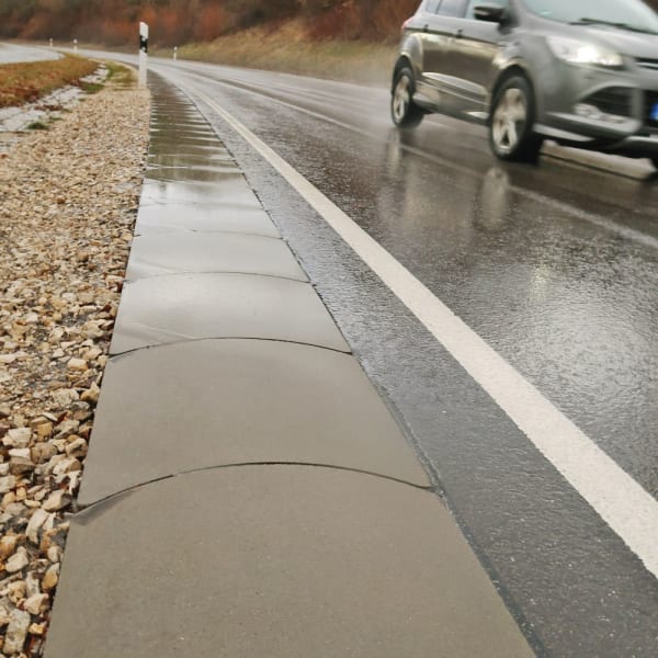 STRADAFINO Bankett- und Spurelement grau glatt gefast L 50 cm B 50 cm H 14 cm -thumbnail