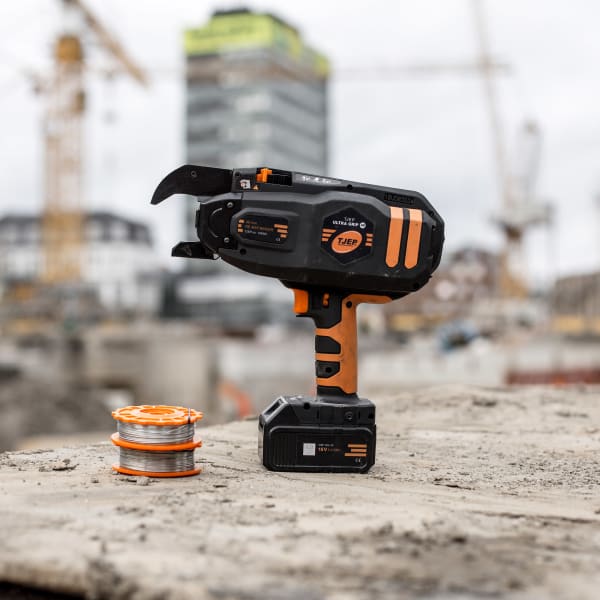 TJEP ULTRA GRIP 40 Bindemaschine 12-40 mm inkl. 2 Li-Ion Akku 18V/4Ah-thumbnail