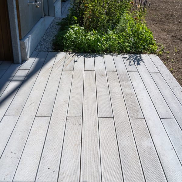 BOSCUS Betonbrett mit eins. Rillenstruktur grau L 166.5 B 14.3 H 4 cm-thumbnail