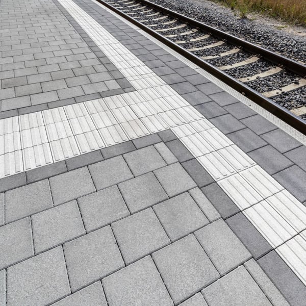 CARENA Sicherheitspflasterstein Typ S und N weiss L 25 B 18.75 H 6.4 cm-thumbnail