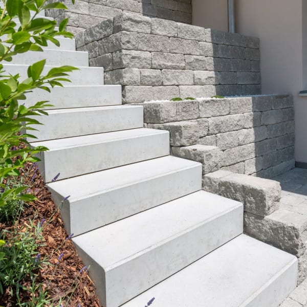 PARCO Blockstufe anthrazit abgerieben, Trittkante gefast L 200 cm B 40/H 15 cm-thumbnail