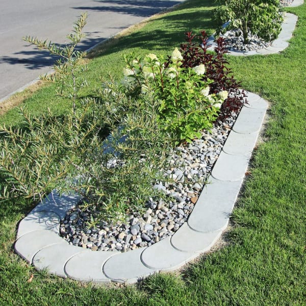 Rasenkantenstein XXL Eindrittelstein grau glatt L 17 B 20 H 5 cm -thumbnail