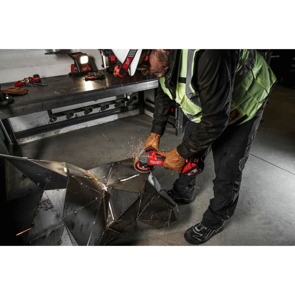 Milwaukee M18 FUEL™ Akku-Winkelschleifer m. Bremse M18FSAG125XB-0X-thumbnail