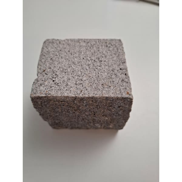 Pflastersteine Granit Typ 11/13 gesägt/gestockt gespalten (P)-thumbnail