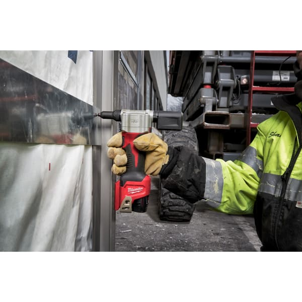 Milwaukee Akku-Blindnietgerät M12BPRT-0-thumbnail