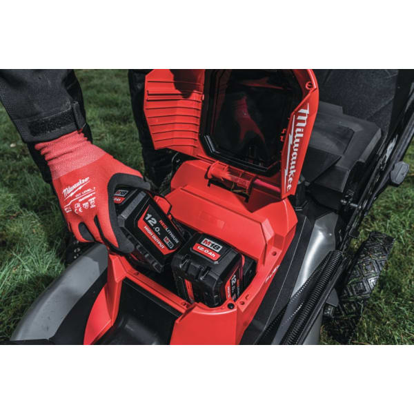 Milwaukee M18 FUEL™ Akku-Rasenmäher 53 cm M18F2LM53-122 -thumbnail