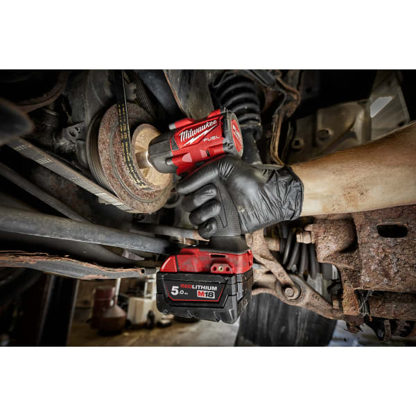 Milwaukee M18 FUEL™ Akku-Schlagschrauber 1/2" 4-Kt. PIN M18FMTIW2P12-502X-thumbnail