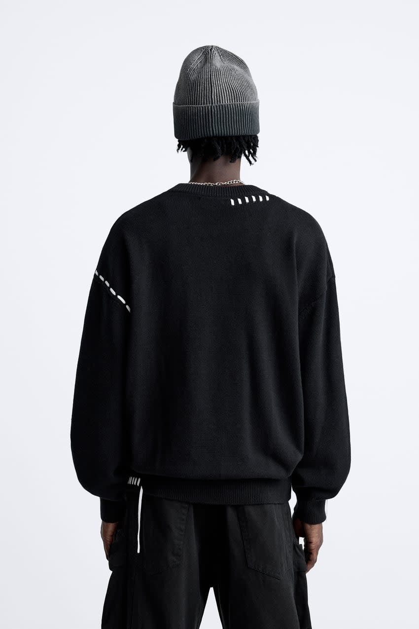SWEATER WITH TOPSTITCHING AND BAND DETAIL Black - Image 1