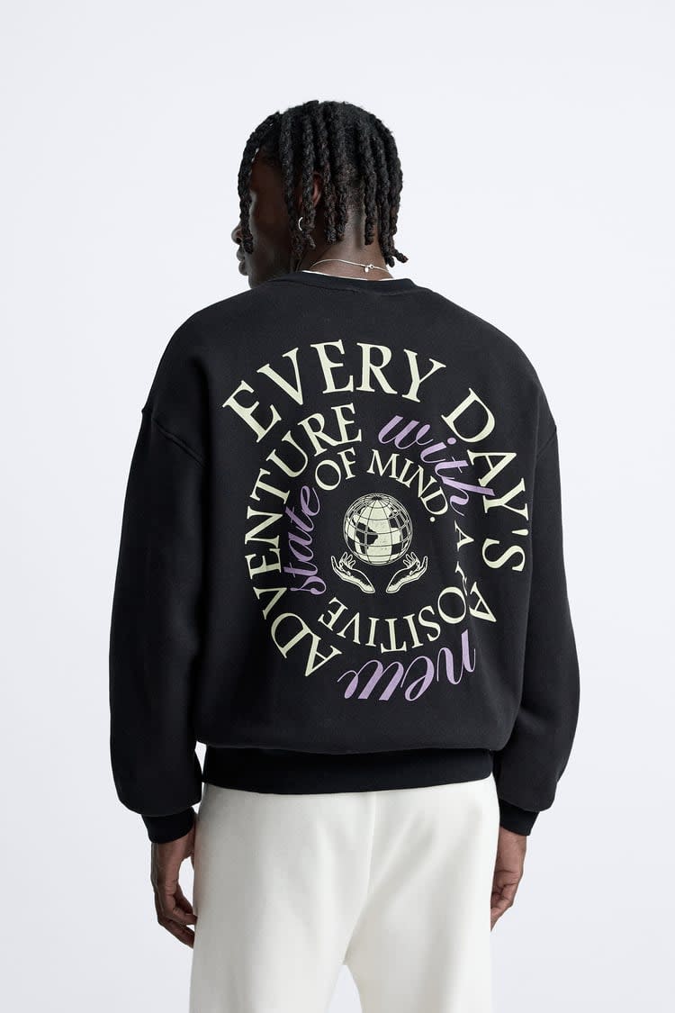 CONTRAST PRINT SWEATSHIRT Black - Image 2