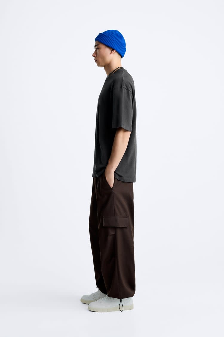 CONTRAST PRINTED T-SHIRT Black - Image 4