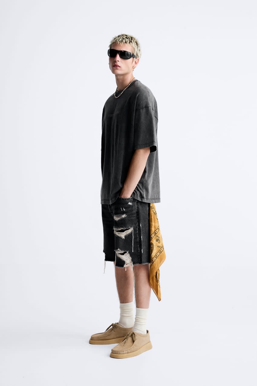 ACID WASH T-SHIRT WITH SLOGAN Grey - Image 3