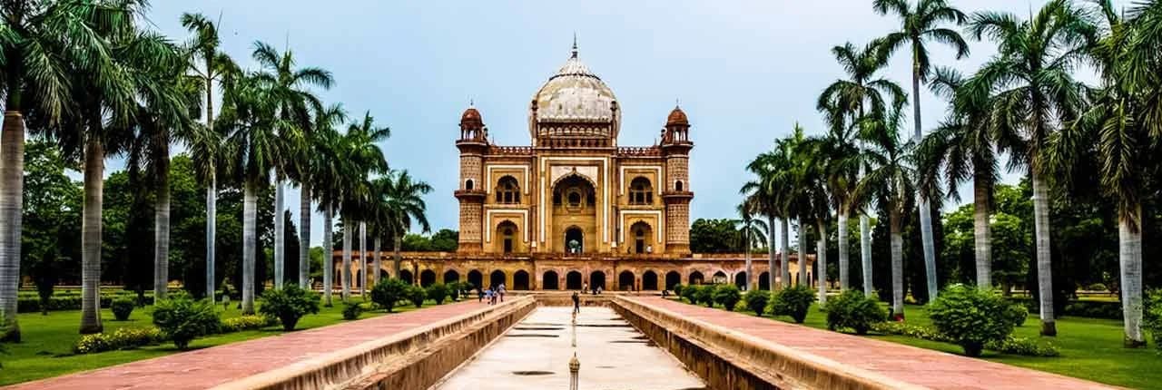Safdarjung Tomb