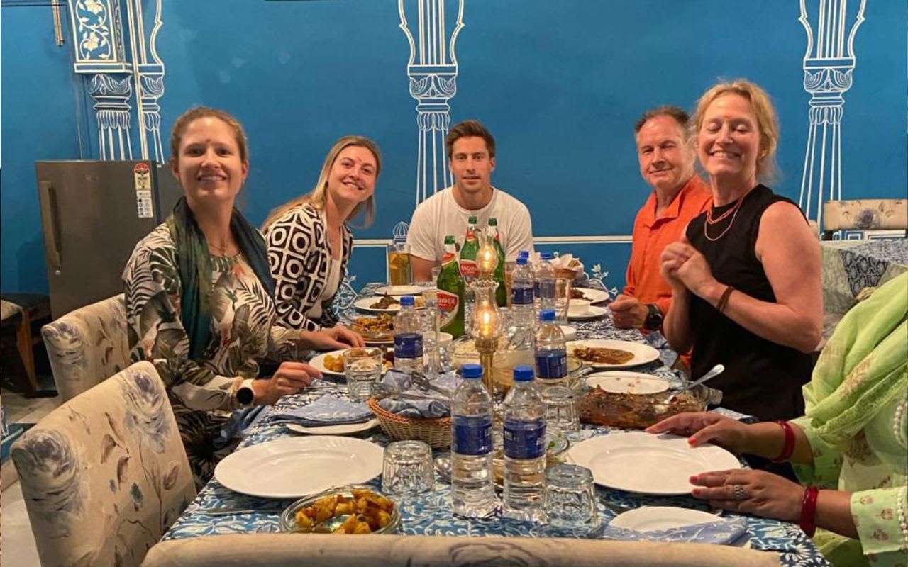 Cooking Experience with Indian Family in Jaipur