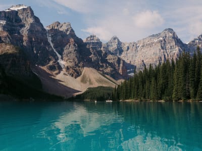 Turquoise Moraine Lake with dramatic Valley of the Ten Peaks, Banff National Park