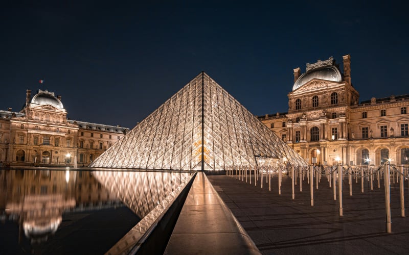 Louvre
