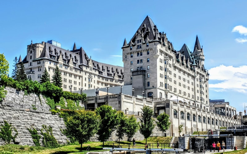 Ontario, Ottawa & Lakes