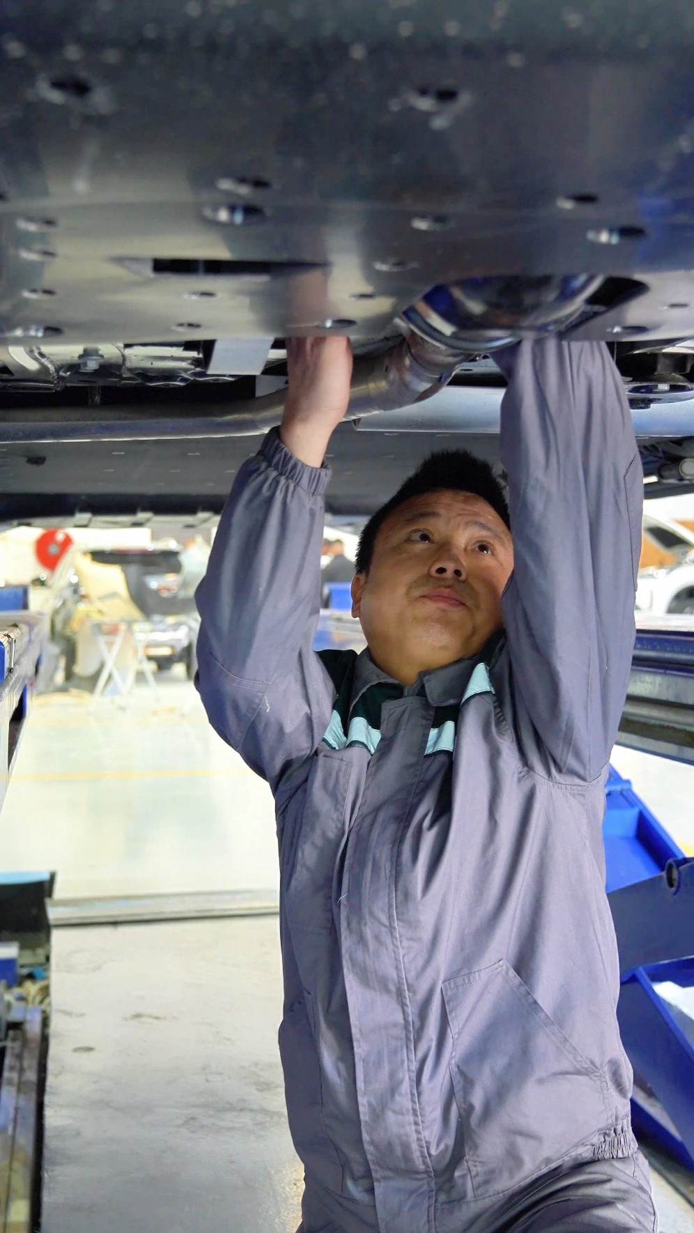 Legend Automobile Services - Expert Technician at Work