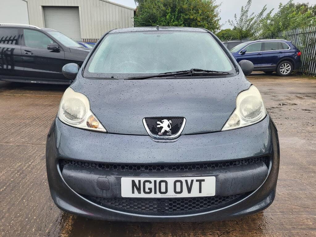 Peugeot 107 1.0 12V Urban 2 Tronic Euro 4 5dr 
