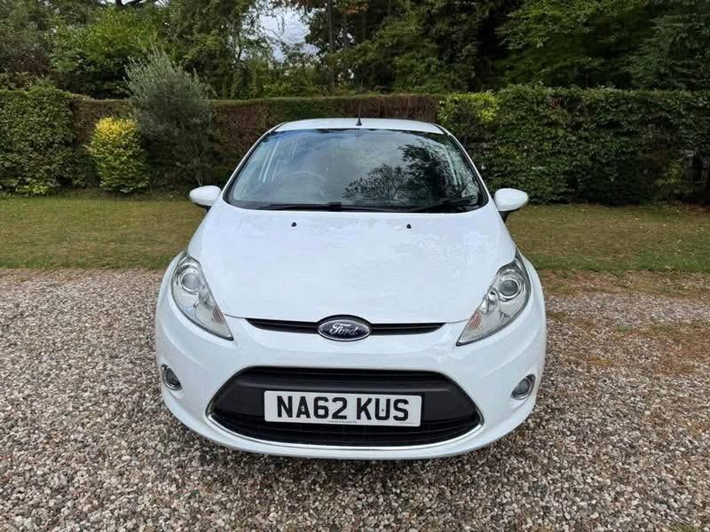 Ford Fiesta  1.25 Zetec Euro 5 5dr