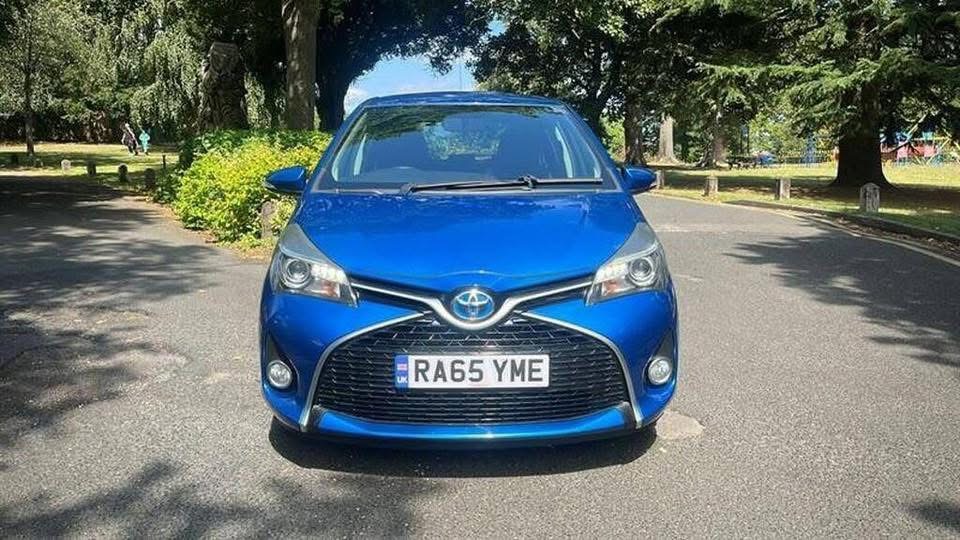 TOYOTA YARIS 1.5 VVT-h DESIGN E-CVT EURO 6 5DR