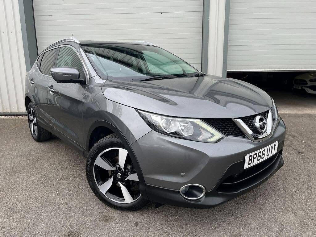 NISSAN QASHQAI 1.2 DIG-T N-Connecta XTRON 2WD Euro 6 (s/s) 5dr
