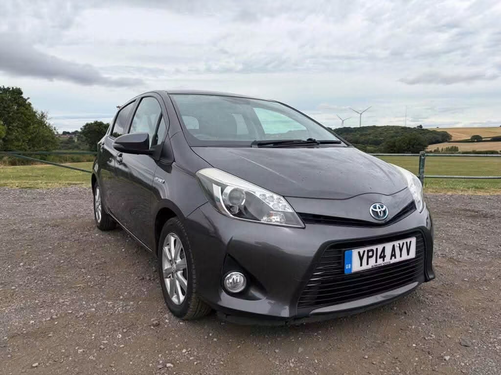 Toyota Yaris 1.5 VVT-h Icon Plus CVT Euro 5 5dr