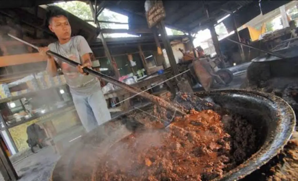 Festival rendang Padang rekor MURI 5,2 ton