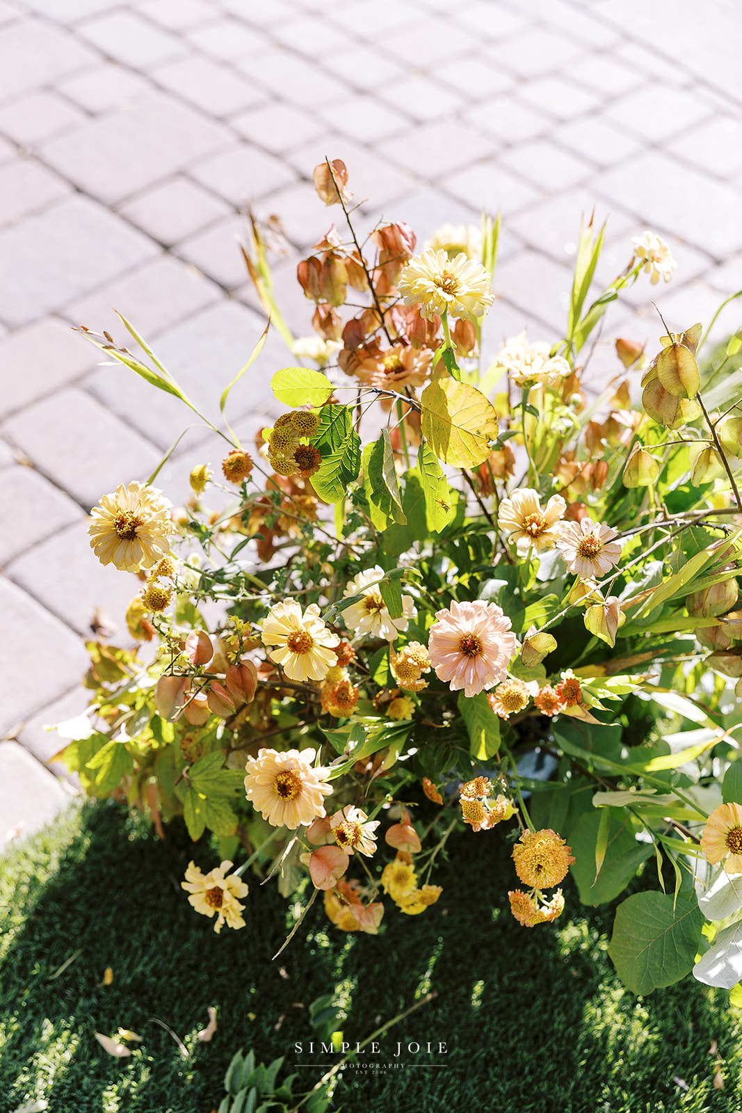 Judy & Garrett wedding florals
