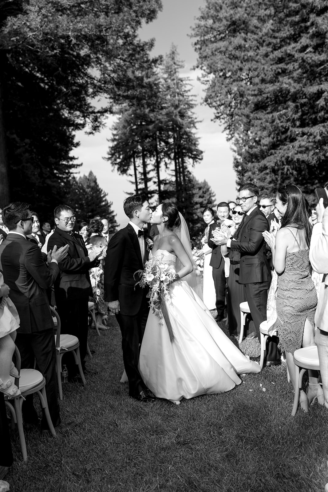 Ruth & Daniel first kiss