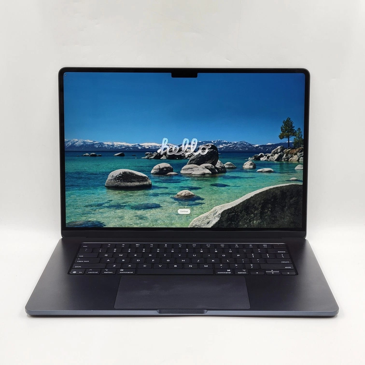 Apple MacBook Air MW1L3LL/A 15.3