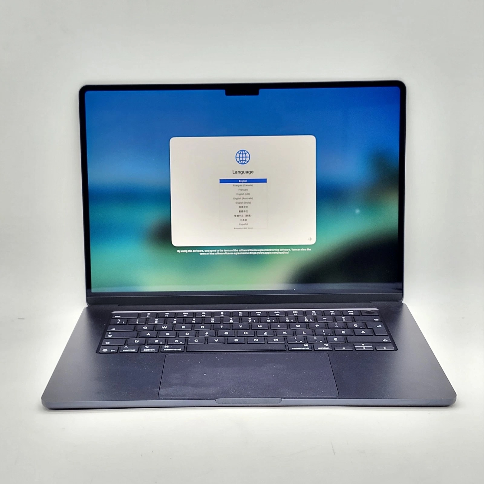 Apple MacBook Air MDVH4C/A 15.3