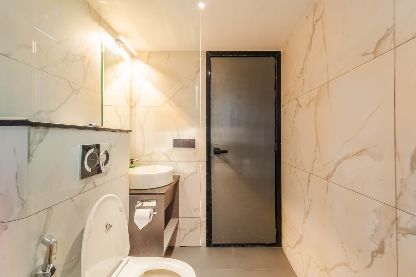 Deluxe Room – photo 3