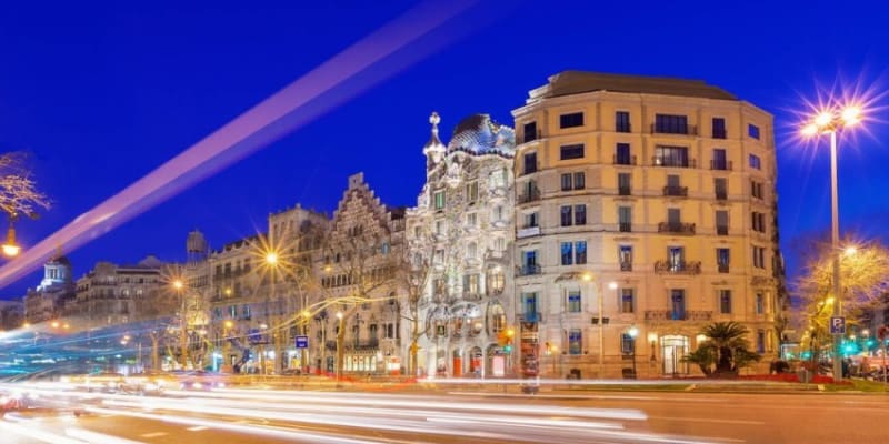 A Close-up View Of The Undulating Facade Of Casa Batlló