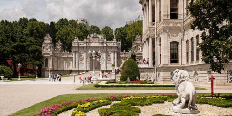 Dolmabahce Palace Tickets