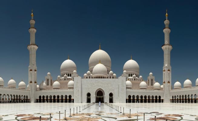 Abu Dhabi Full-Day City Sightseeing Tour from Dubai