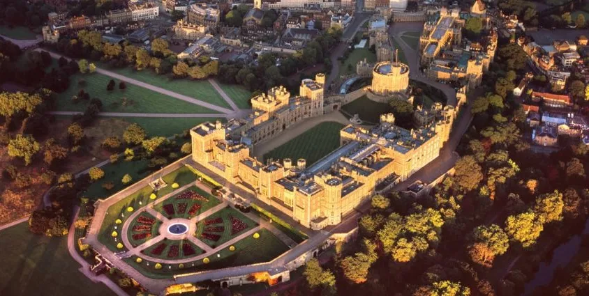 Windsor, Bath and Stonehenge Tours Windsor, Bath and Stonehenge Tours
