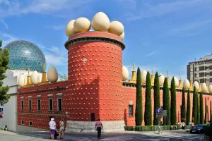 Dalí Theatre-Museum Tickets