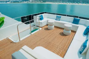 Dubai Speedboat Tours