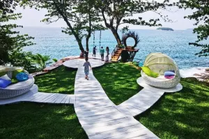 Rock Beach Swing Tickets